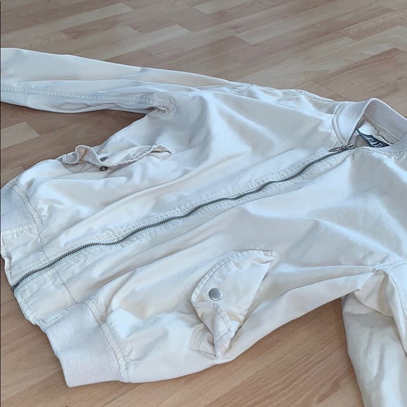 gap vintage bomber jacket - Picture 2 of 4